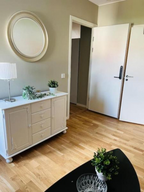 Kvarteret Skatan, Ettan Lägenhet med sovalkov för 1-2 personer, delat pentry in Ystad
